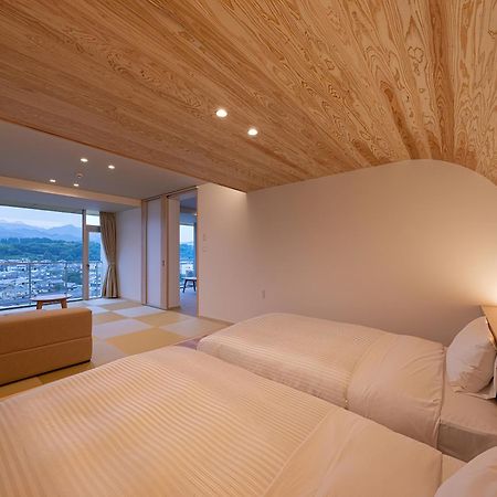 Mikuma Hotel Hita Luaran gambar
