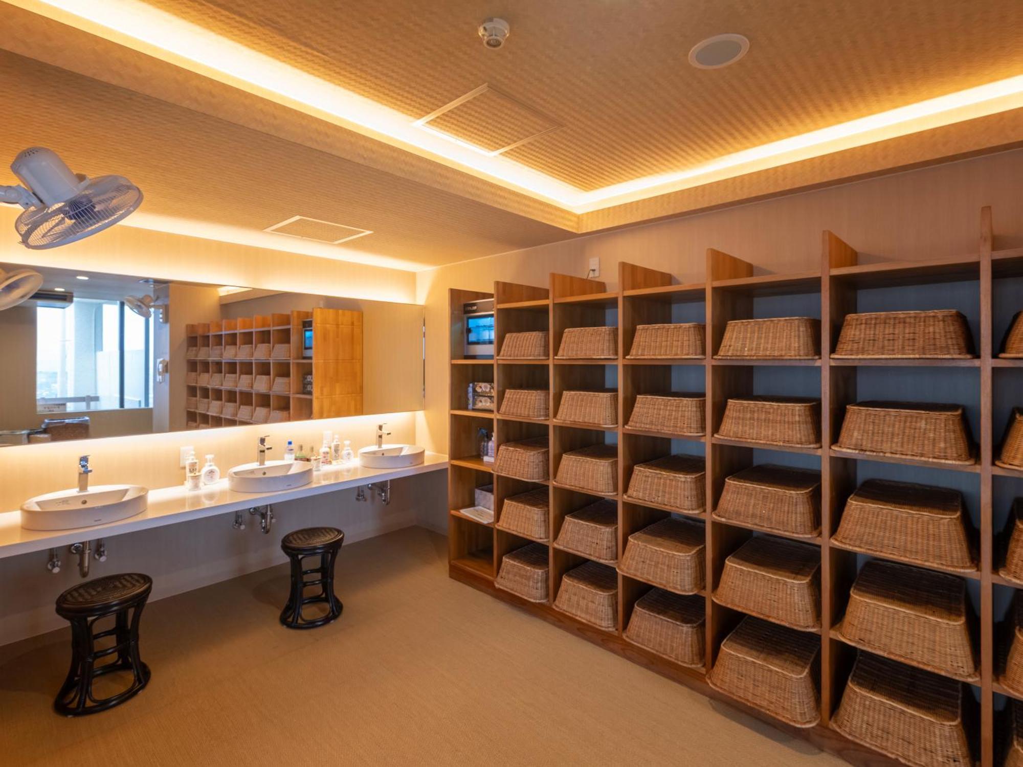 Mikuma Hotel Hita Luaran gambar