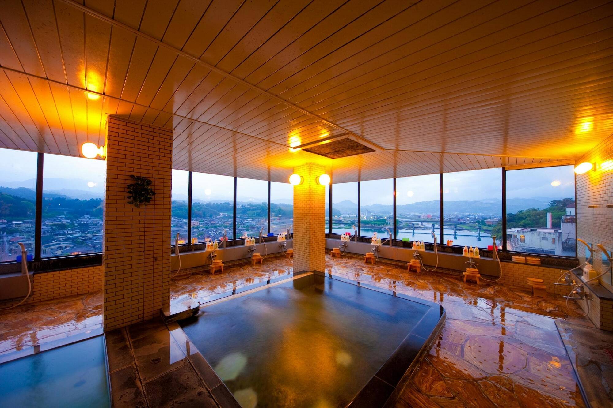 Mikuma Hotel Hita Luaran gambar